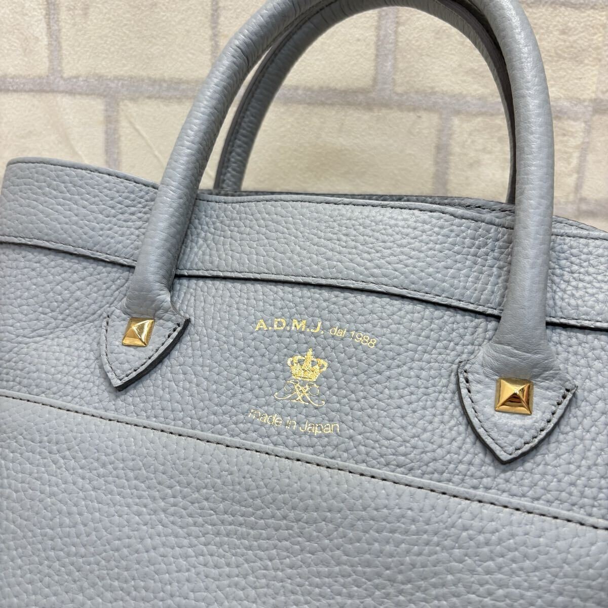 新品 未使用 日本製 ADMJ エーディーエムジェイ トートバッグ ハンドバッグ 保管袋付き 本革レザー レディース 水色 ブルー_画像2