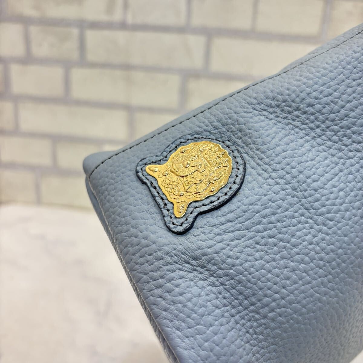 新品 未使用 日本製 ADMJ エーディーエムジェイ トートバッグ ハンドバッグ 保管袋付き 本革レザー レディース 水色 ブルー_画像6