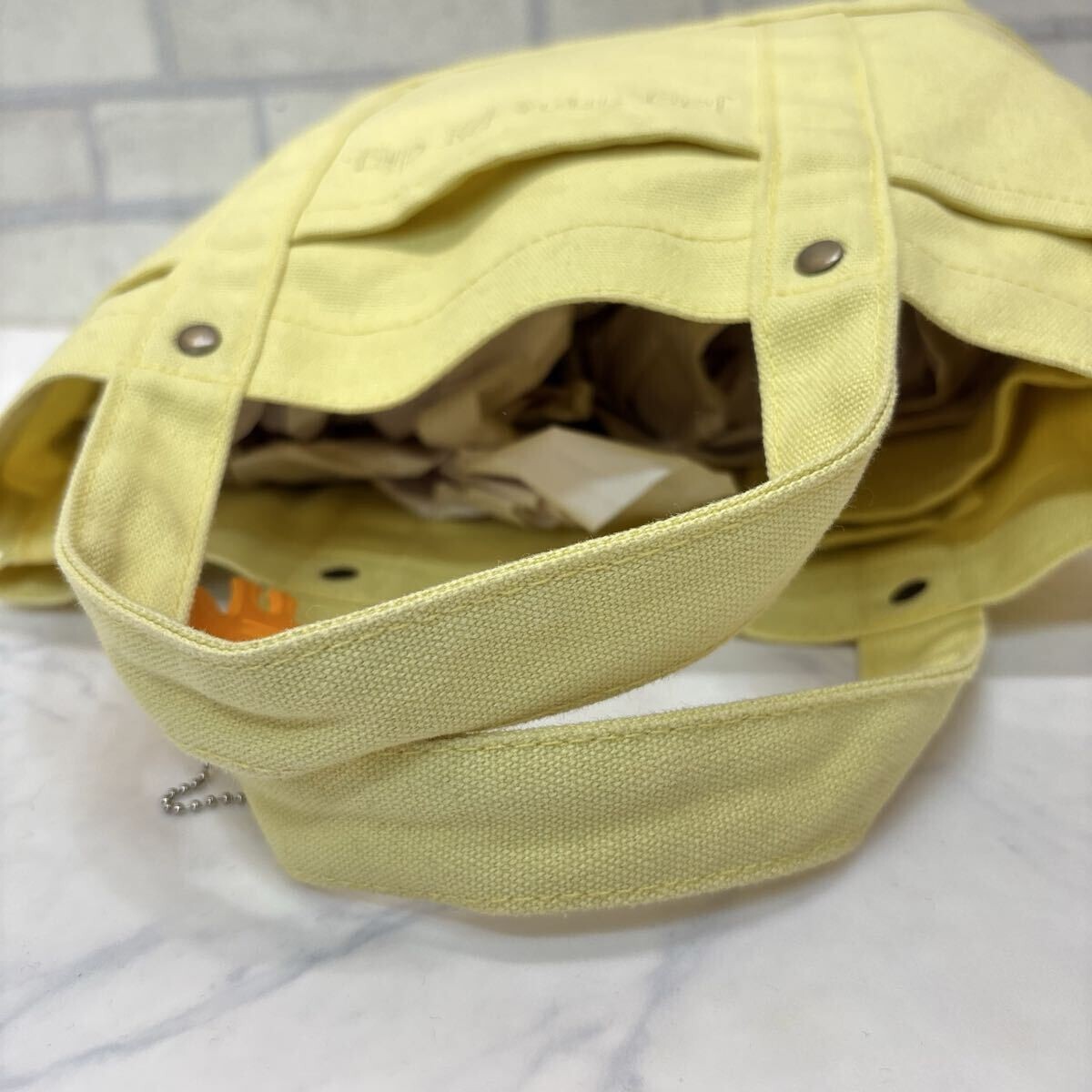 極美品 1回のみ 使用 moz モズ トートバック ストラップ付き ハンドバッグ キャンバス 帆布 karuii イエロー 黄色_画像8
