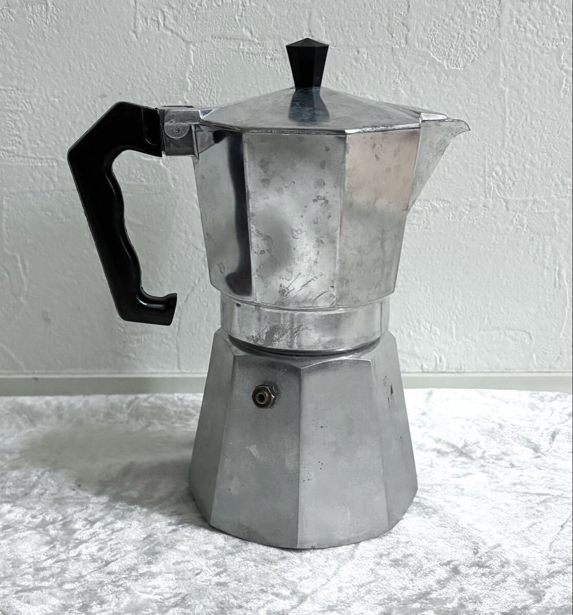 ビアレッティ モカエキスプレス 直火式 エスプレッソメーカー 4カップ用 BIALETTI イタリア製 アウトドア BBQ キャンプ等に_画像1