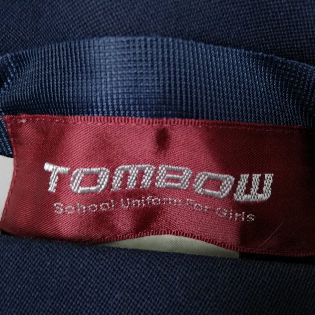 1 иен матроска юбка верх и низ 2 позиций комплект большой размер стрекоза зима предмет белый 3шт.@ линия женщина школьная форма средний . средняя школа темно-синий форма б/у разряд C EY6119