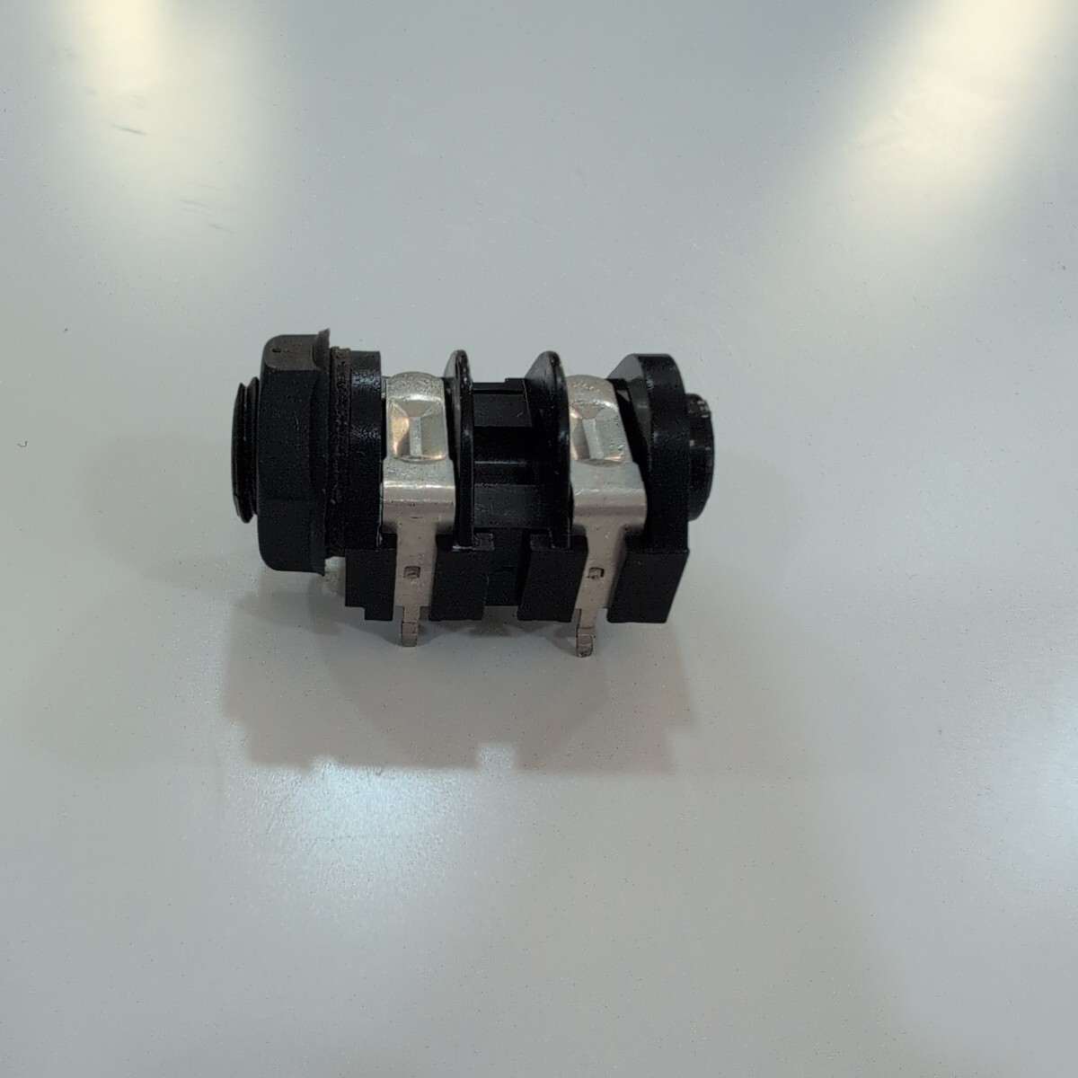 CLIFF MONO JACK モノラルジャック 基板マウント型　未使用_画像1