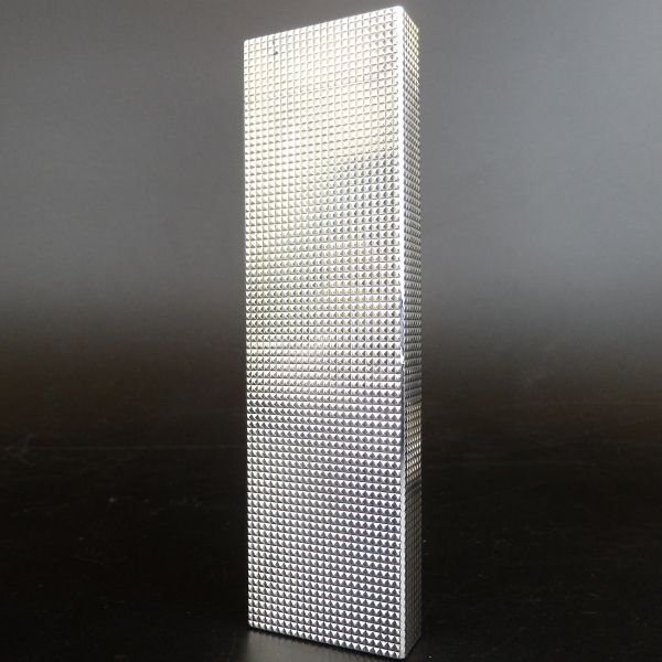 1円スタート 激レア S.T.Dupont デュポン LINE1 ライン1 スタッズ柄 ガスライター シルバー ロング ローラー 11-4 41882_画像2
