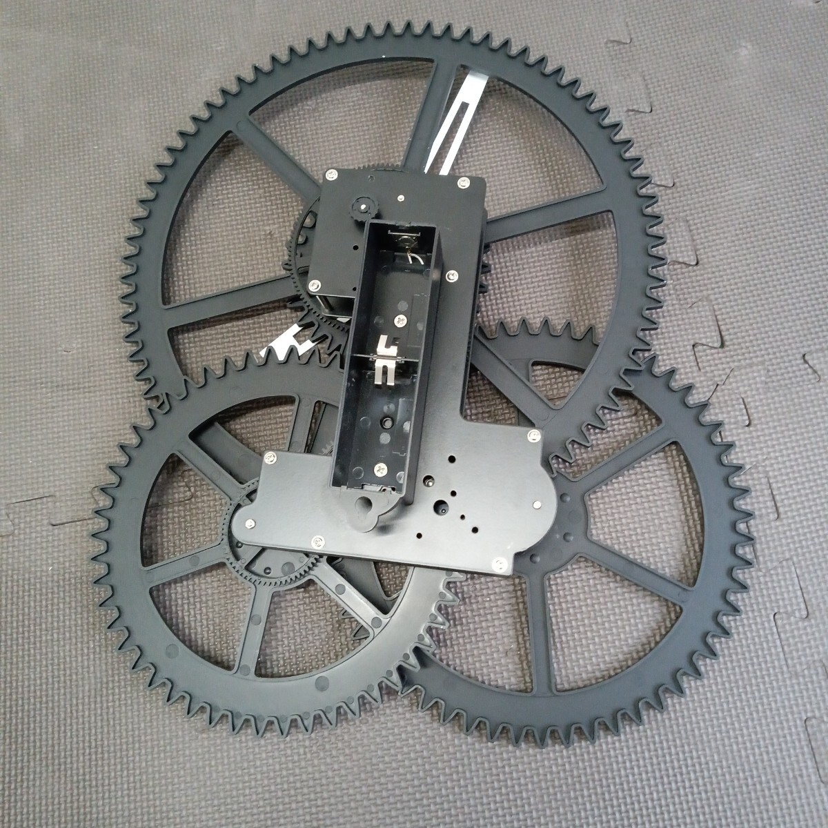 Z KIKKERLAND キッカーランド 壁掛け時計 トリプルギアウォールクロック _画像4