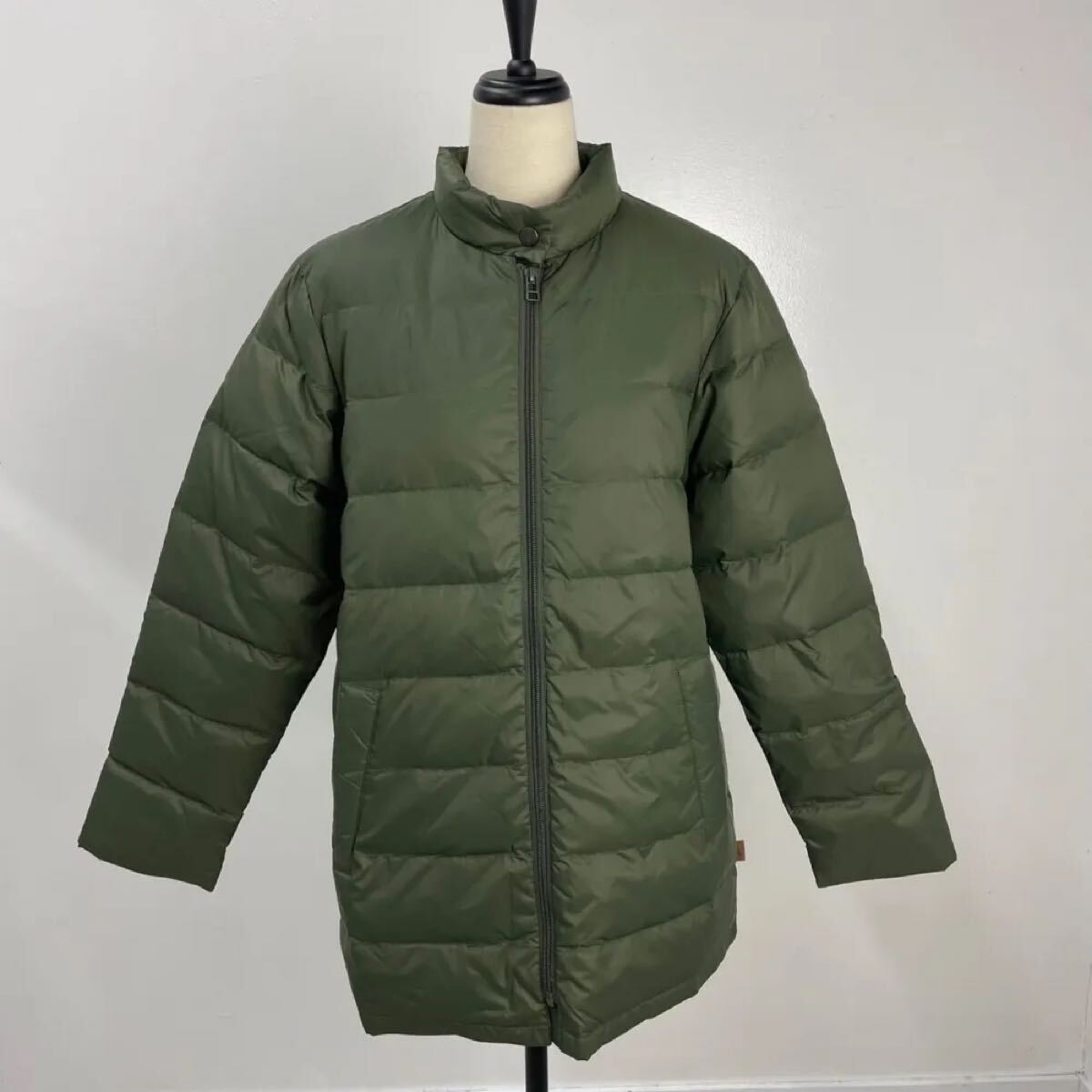 Crocodile 中綿ロングジャケット レディース カーキ 軽量 防寒 あったかアウター 体型カバー Mサイズ ダウンジャケット_画像2