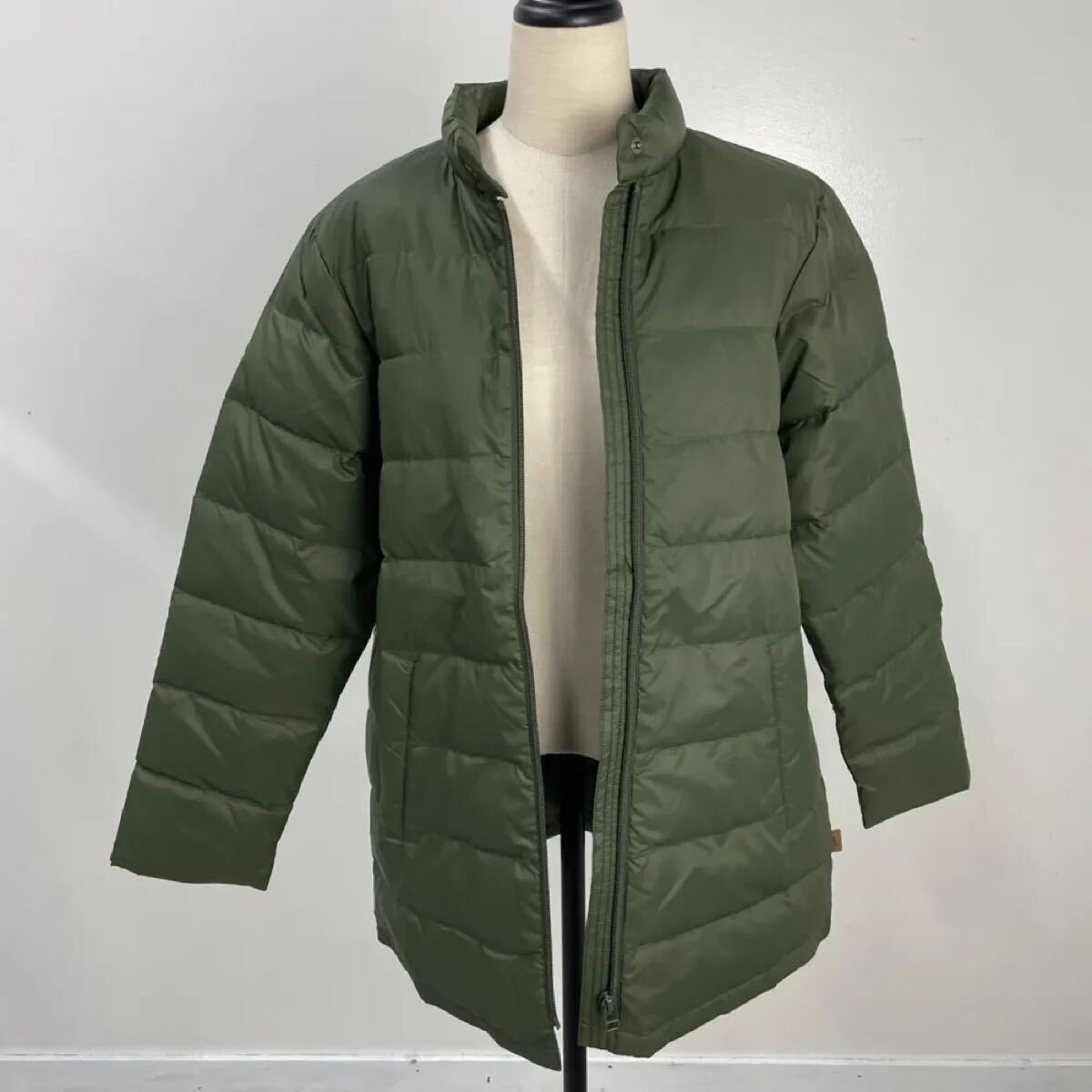 Crocodile 中綿ロングジャケット レディース カーキ 軽量 防寒 あったかアウター 体型カバー Mサイズ ダウンジャケット_画像3