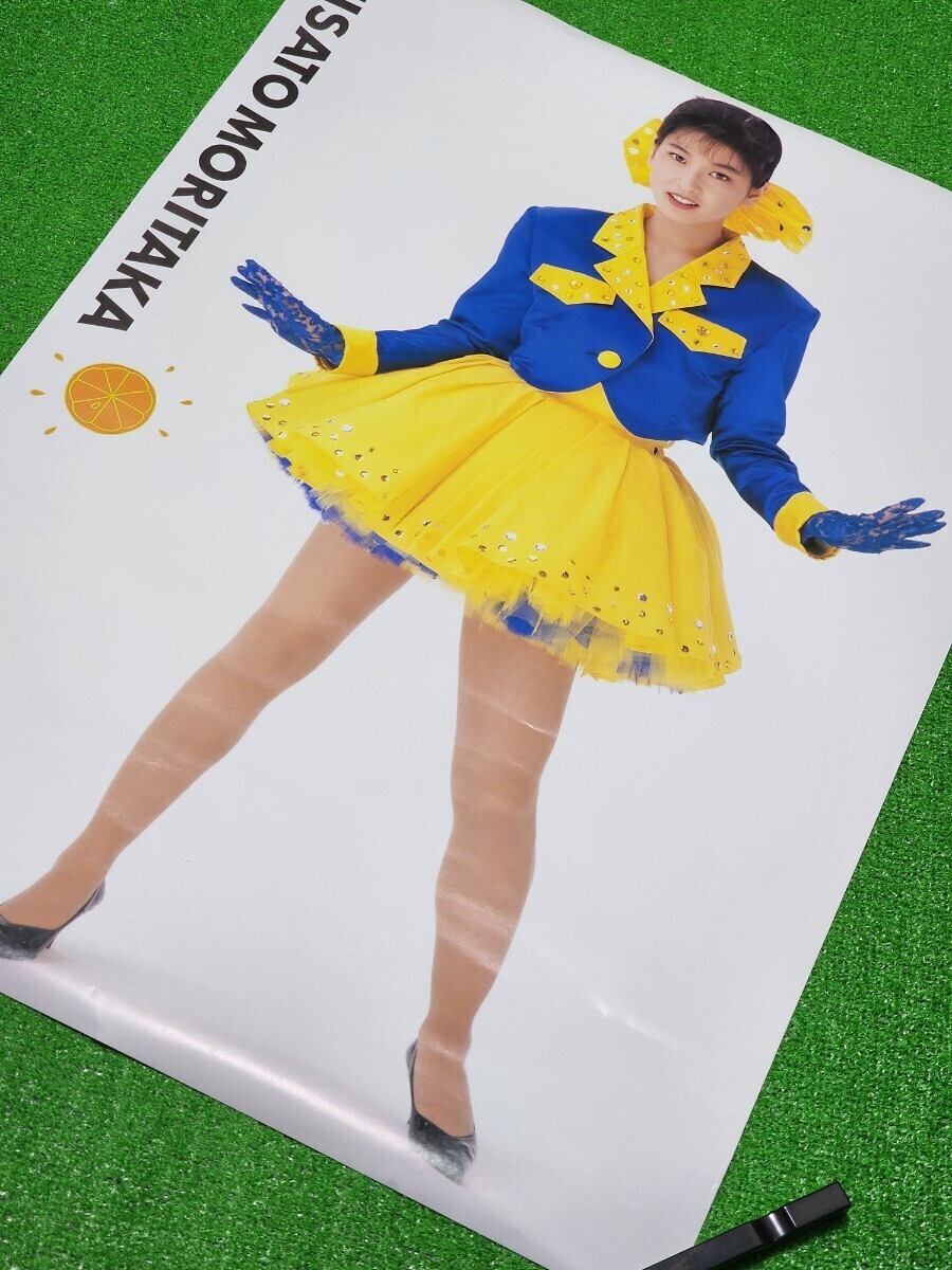 森高千里 1989年 非売品B2ポスター 「17才」「非実力派宣言」 CD予約購入特典 未使用品 当時物 ボディコン ミニスカ_画像2