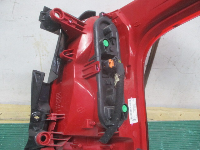 Peugeot 5008 ABA-T875F02 оригинальный левый задние фонари задний фонарь 967266580