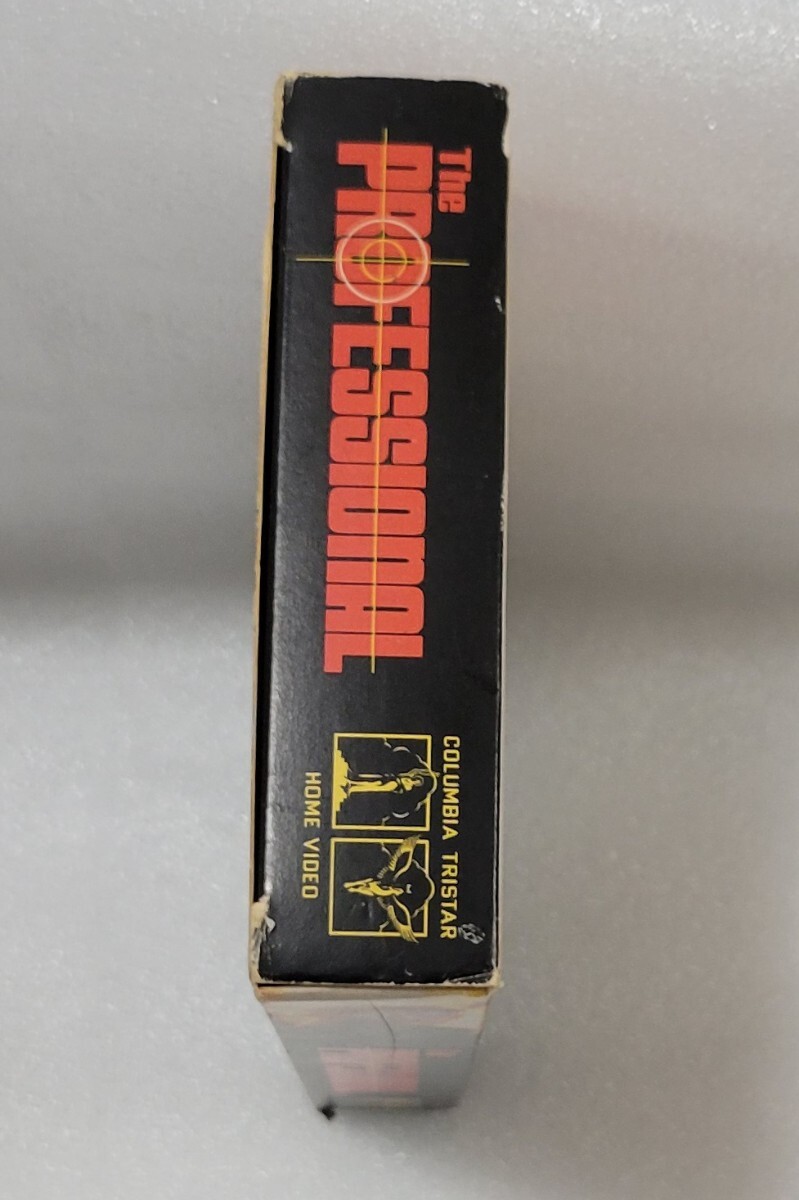 Professional [VHS] Jean Reno Gary Oldman 　英語版 [Import] ビデオ 109min VHS レオン 輸入版　ビンテージ　動作確認済み_画像4