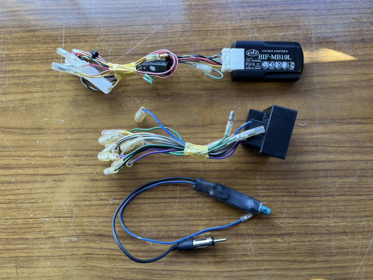 ベンツ　CAN BUS ADAPTERⅢ　BIF-MB19L　インターフェースアダプター　ベンツ　Aクラス　Bクラス　Eクラス　W211_画像1