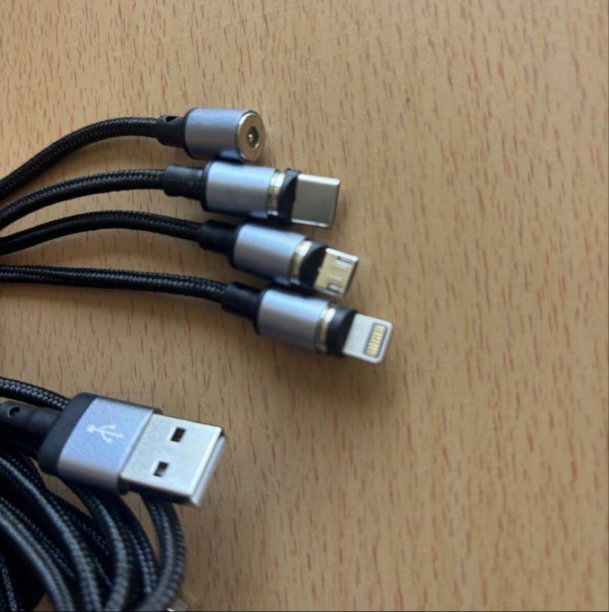 マグネット端子三種付き 充電ケーブル４本セット_画像4