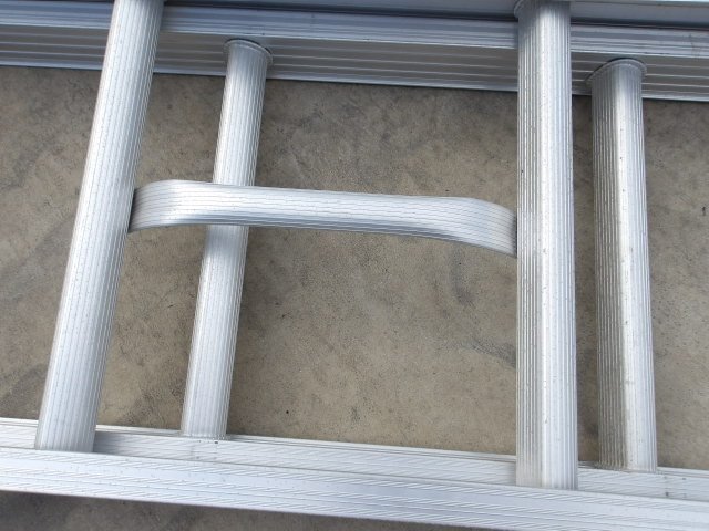 引取限定 KP7 長谷川工 業 アルミ合金 伸縮 はしご D-10 HCK2-72 全長7ｍ18ｃｍ 最大使用重量100kg_画像7