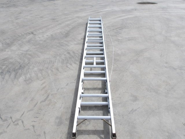 引取限定 KP7 長谷川工 業 アルミ合金 伸縮 はしご D-10 HCK2-72 全長7ｍ18ｃｍ 最大使用重量100kg_画像1