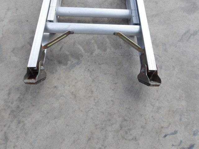 引取限定 KP7 長谷川工 業 アルミ合金 伸縮 はしご D-10 HCK2-72 全長7ｍ18ｃｍ 最大使用重量100kg_画像9