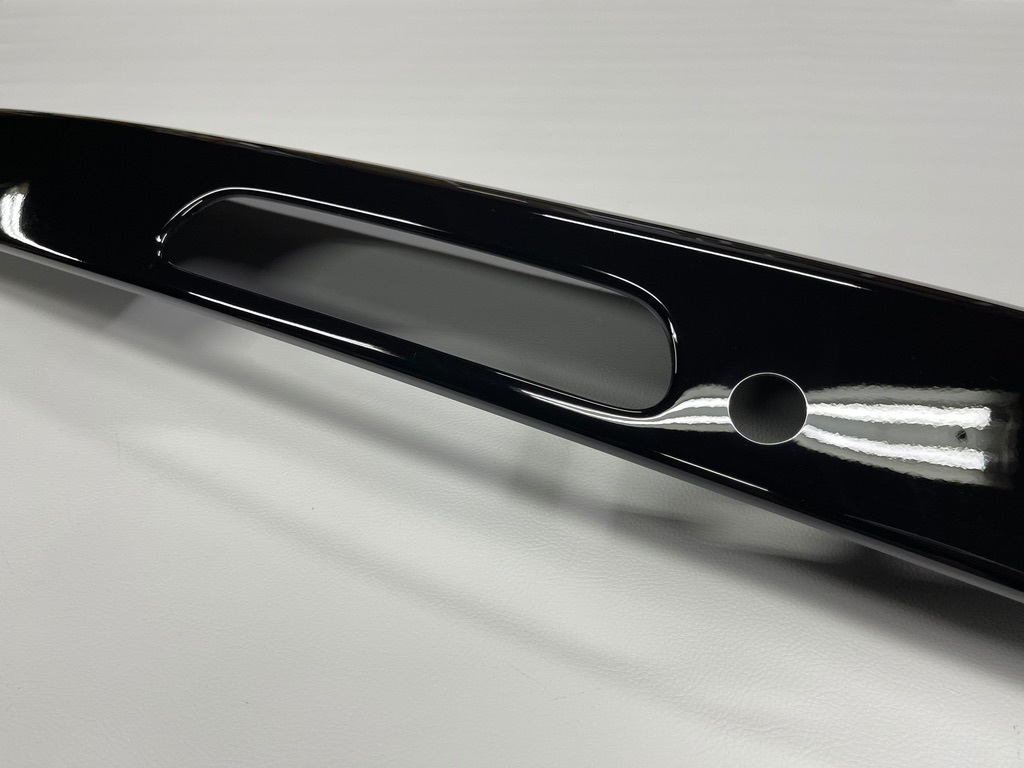 送料込 ハイエース200系ルーフスポイラー 標準ボディー 1型2型3型4型5型6型7型　リヤスポ リアウイング リアスポイラー ダークプライム_画像3