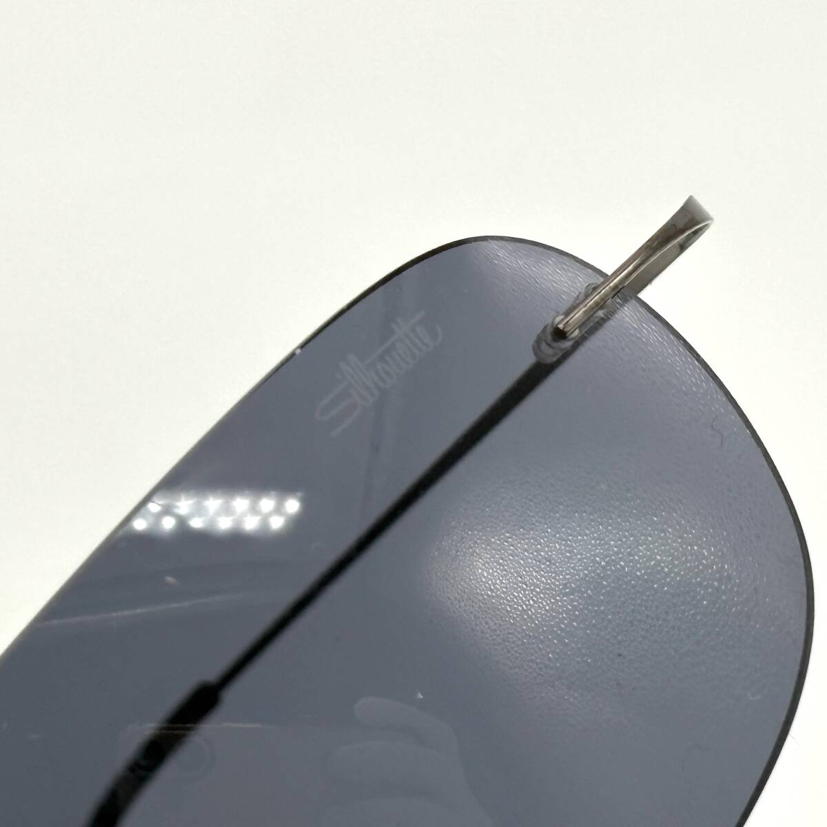 AY2790■Silhouette サングラス シルエット 8562 65 6076 オーストラリア製 2［3］ブルー系 ケース付き 1円スタート　_画像9