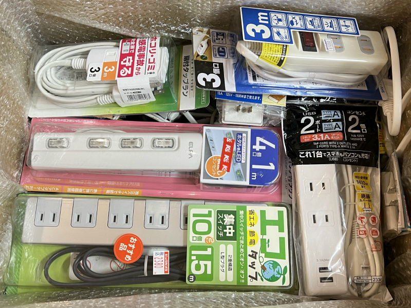 未検品 マルチタップ 延長コード 等 色々 大量 おまとめセット その10 一部未使用品含む 約7.6キロ 現状渡し_画像1