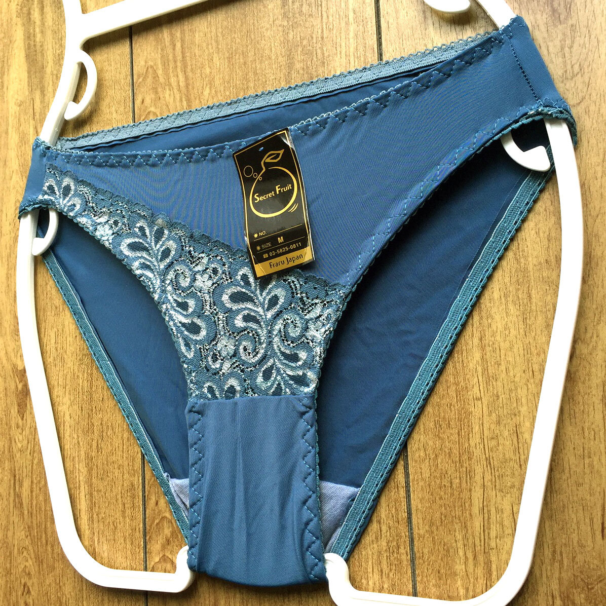 新品・未使用♪【Secret Fruit】肌透け感ある美しいレース♪おしゃれアシンメトリー/ブルーグリーン/M★パンティ/ショーツ/レディース下着_画像4