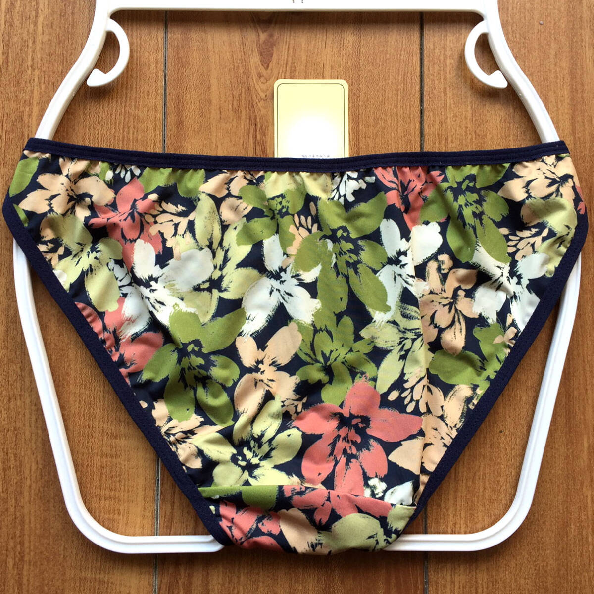 新品・未使用♪【特価★ノーブランド】シックなフラワープリント♪アウトゴムで履きやすい/ネイビー/LL★パンティ/ショーツ/レディース下着_画像8