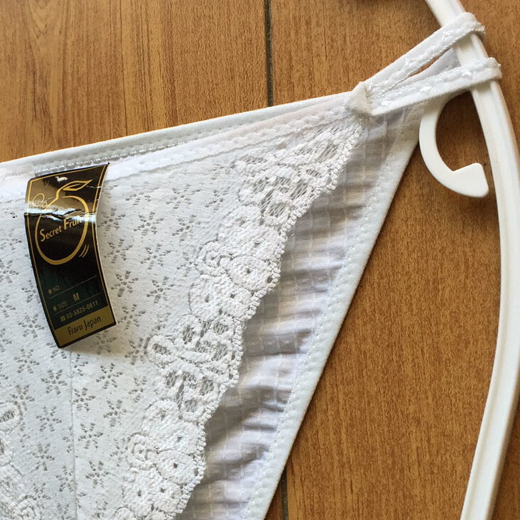 新品・未使用♪【特価★Secret Fruit】おしゃれでセクシーなレース♪サラサラ光沢生地も可愛い/水色/M★パンティ/ショーツ/レディース下着_画像5