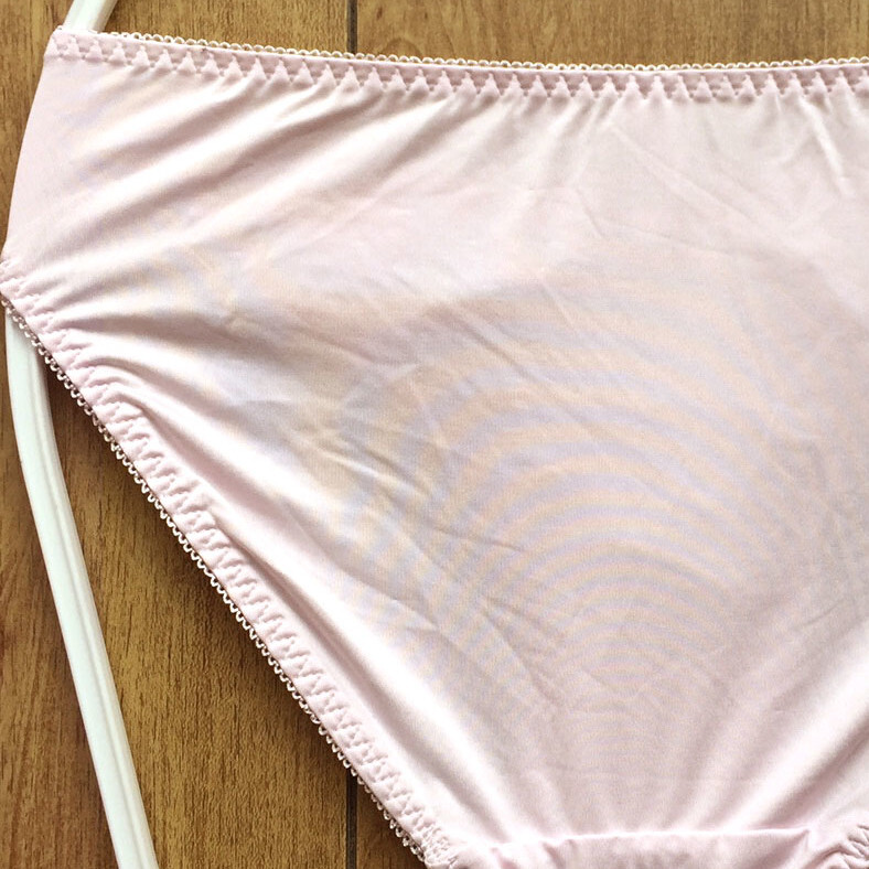 新品・未使用♪【ディアコロン】パステルの水彩っぽいお花模様♪おしゃれでキュートな推し/パープル/L★パンティ/ショーツ/レディース下着_画像9