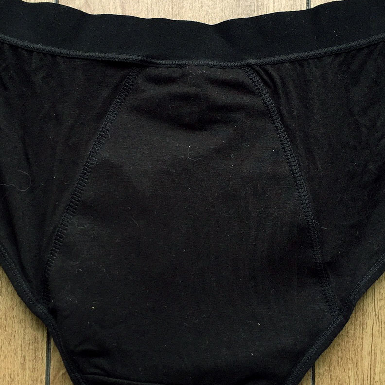 新品・未使用♪【XAZK】安定感とフィット感ある快適スタイル！ふんわり柔らか吸水サニタリー/黒/M★パンティ/ショーツ/レディース下着_画像9