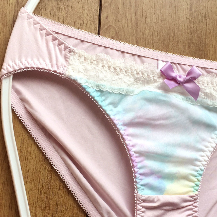 新品・未使用♪【ディアコロン】パステルの水彩っぽいお花模様♪おしゃれでキュートな推し/パープル/L★パンティ/ショーツ/レディース下着_画像7