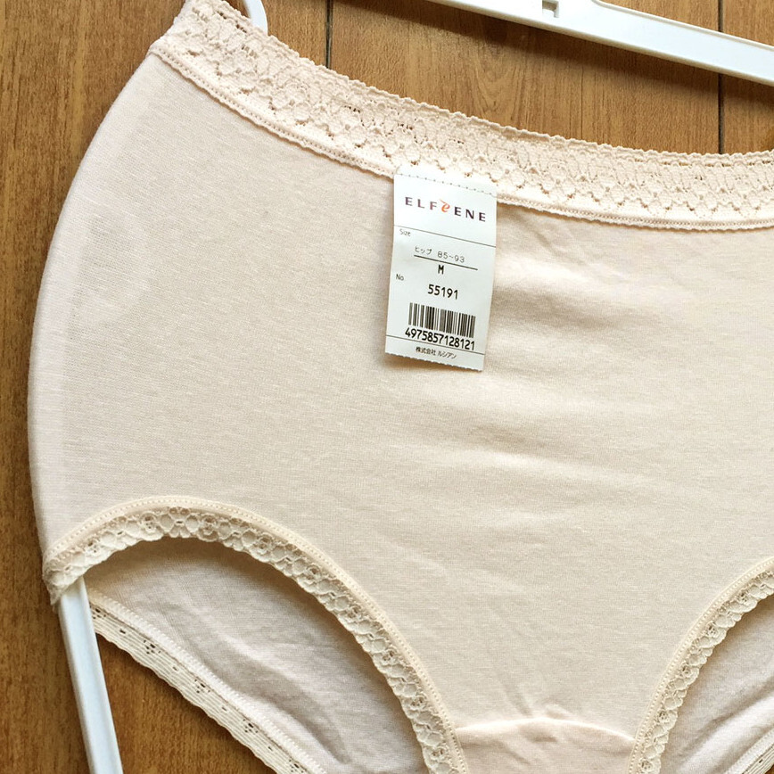 新品・未使用♪【エルフィーネ】やわらかな風合いとぴったり感が心地よい淑女系ランジェ/ベージュ/M★パンティ/ショーツ/レディース下着_画像7