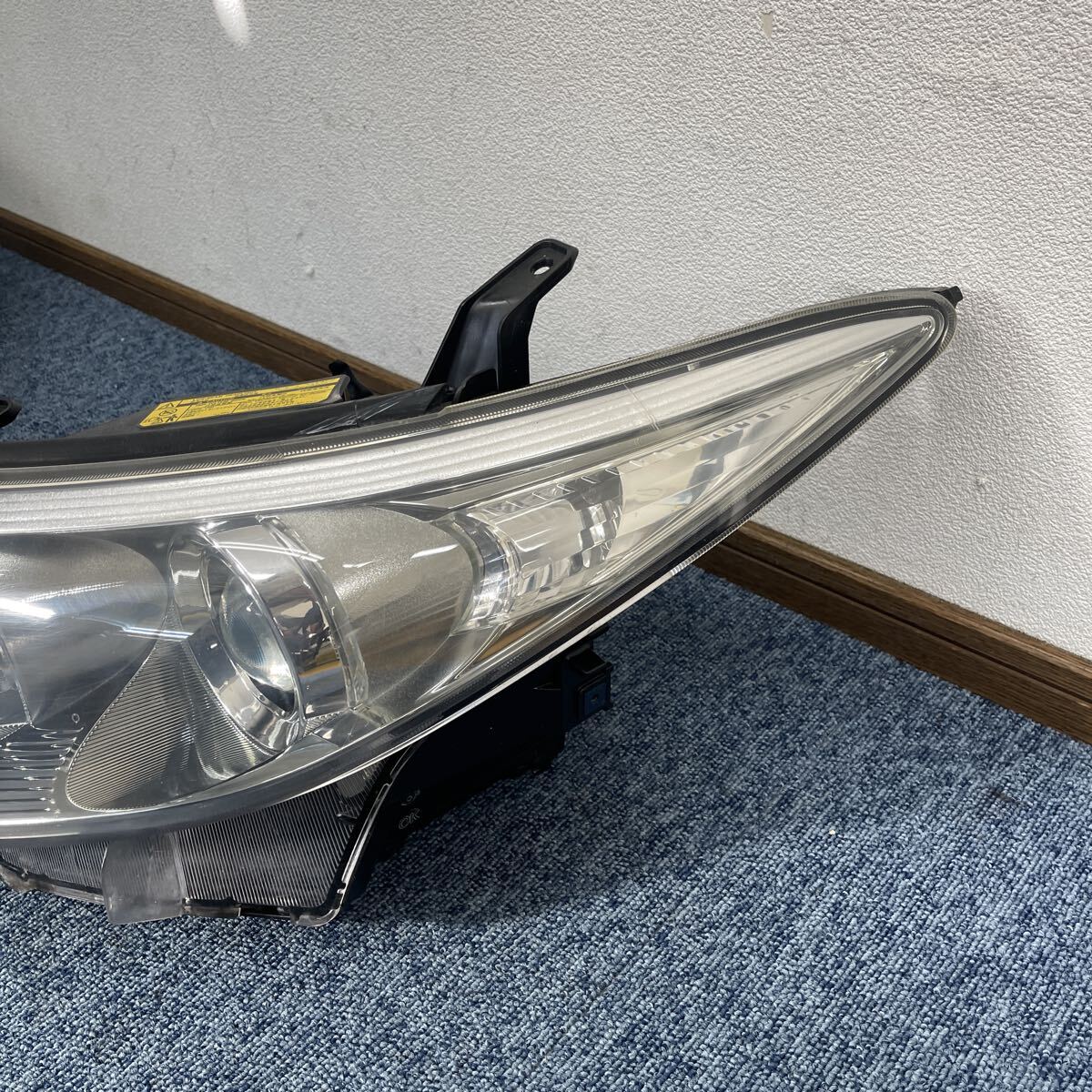 トヨタエスティマ AHR20W ヘッドライト/ヘッドランプ 左右セット KOITO28-212 H24年 AA27-2_画像7