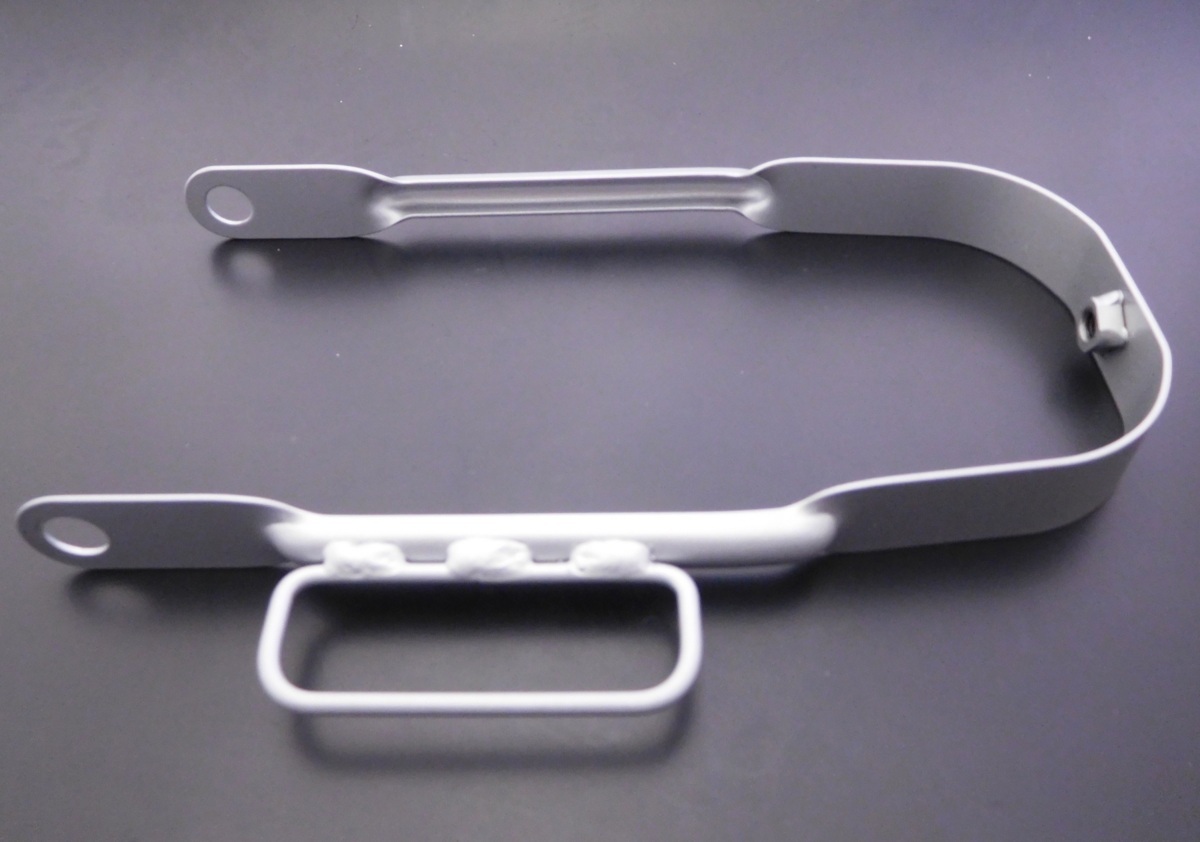 C50 AA01リトルカブ 純正フロントフェンダーステー(フロントカバーステー) 　送料185円_画像3