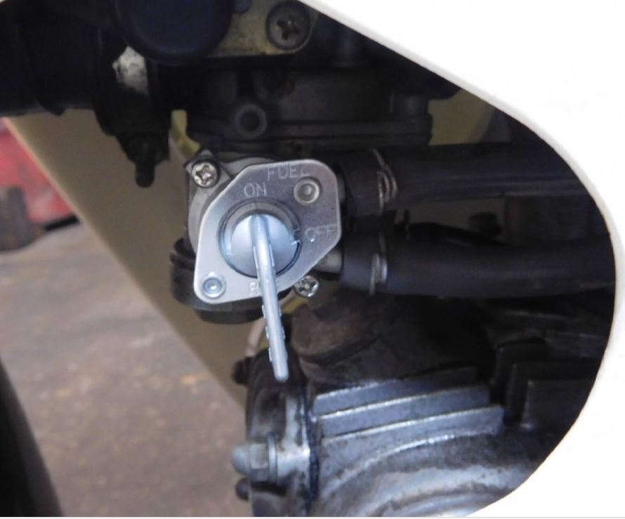C50 AA01 プレスカブ ホンダ純正燃料コック (キック式丸目専用、フューエルコック、切り替えコック) 送料185円_画像5