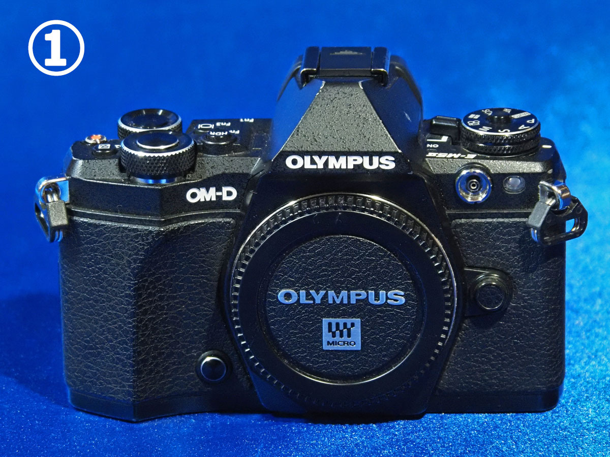【訳アリのため1円スタート】 OYMPUS オリンパス OM-D E-M5 Mark II　ブラック　ボディのみ（動作確認済／予備電池5個付き）_画像1