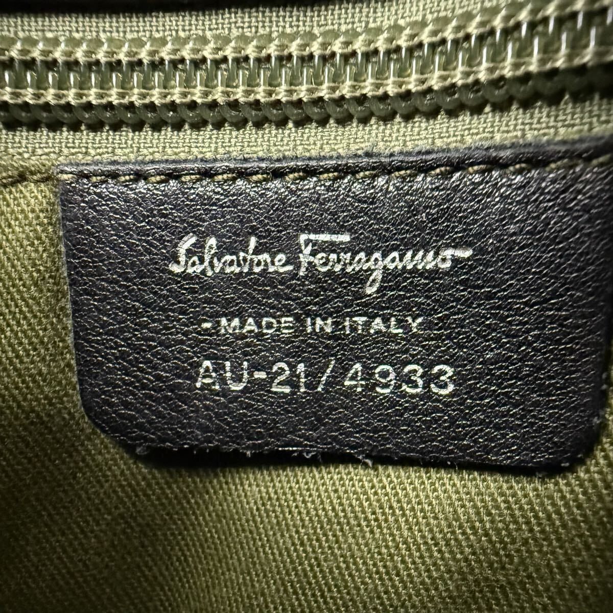  превосходный товар # Salvatore Ferragamo Ferragamo gun chi-ni мужской сумка на плечо наклонный ..sakoshu бизнес кожа натуральная кожа черный 