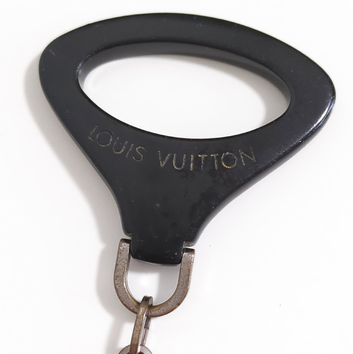 S2705* стоимость доставки 198 иен ~ LOUIS VUITTON Louis Vuitton porutokre epi Z кольцо для ключей брелок для ключа M63832 черный × серебряный цвет 