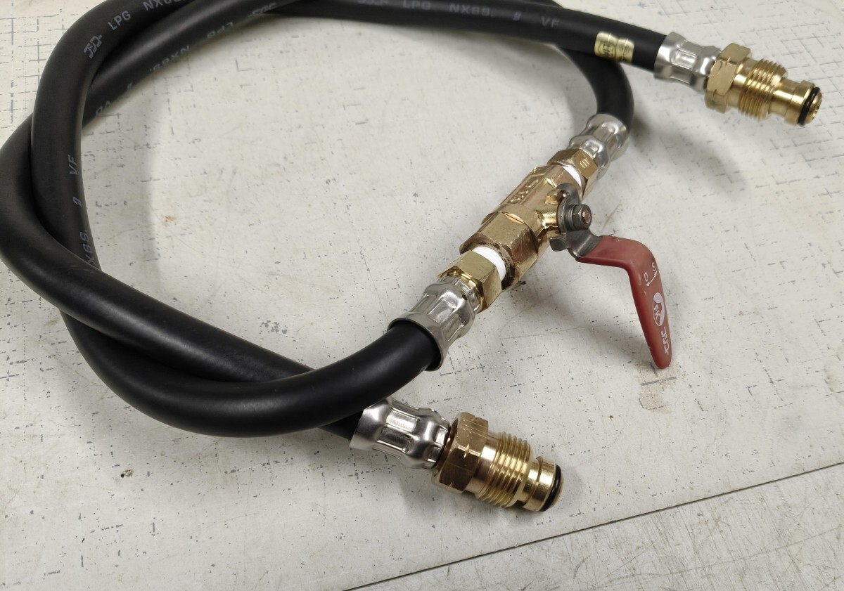 2-バルブ付/移し替えホース/詰め替えホース/ボンベとボンベ連結ホース/中古品_画像2