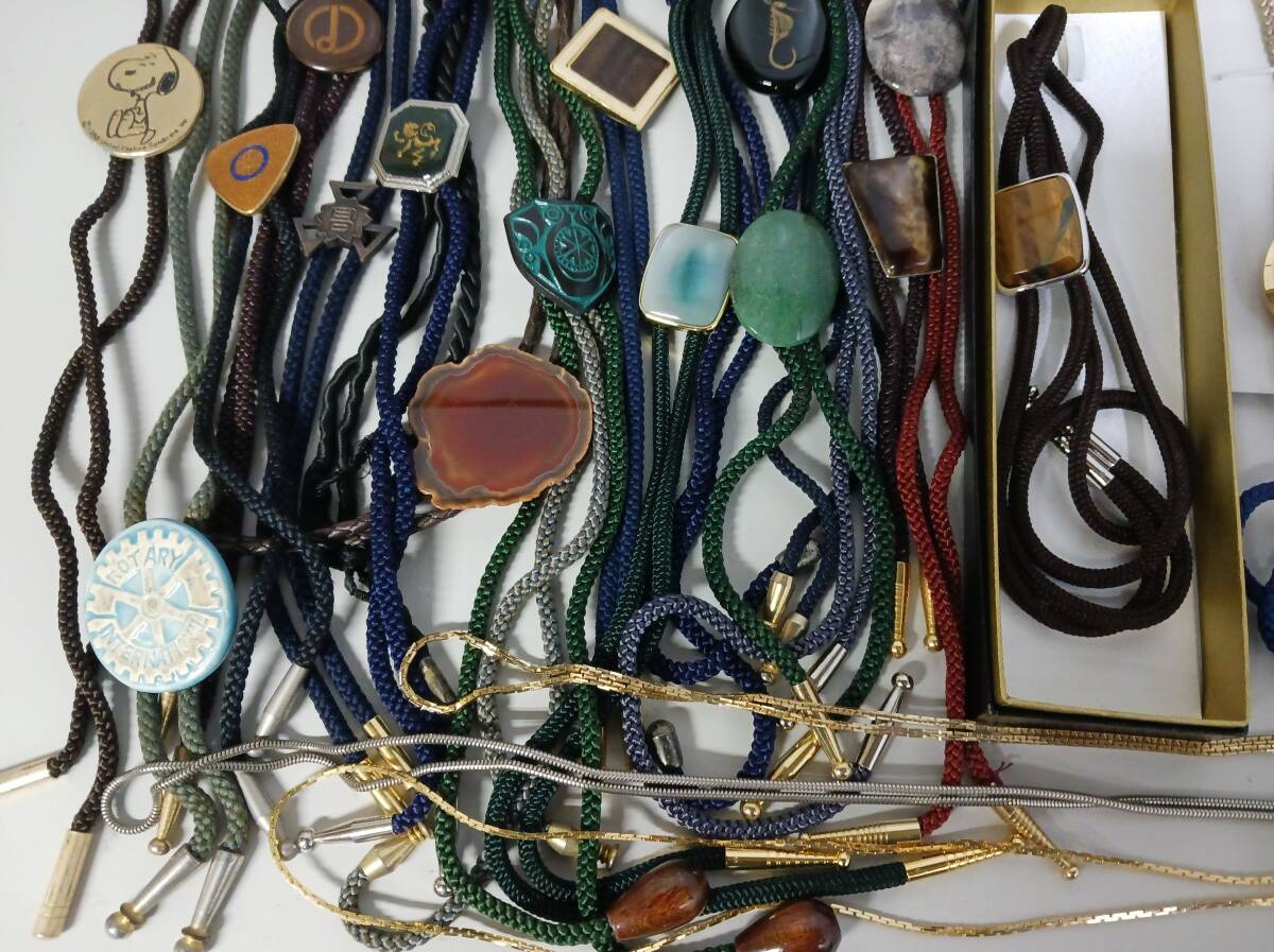 ★格安売切★大量おまとめ★ ループタイ 紐ネクタイ ポーラータイ ロープタイ Wedgwood 鼈甲 天然石等 メンズ ネクタイ 小物　_画像7