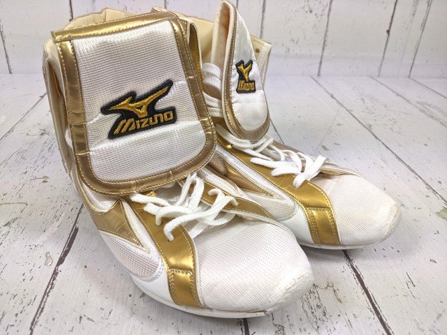 【10yt391】格闘技 ボクシング用品 ボクシングシューズ MIZUNO ミズノ ホワイト×ゴールド サイズ：26.0㎝◆p59♪_画像1