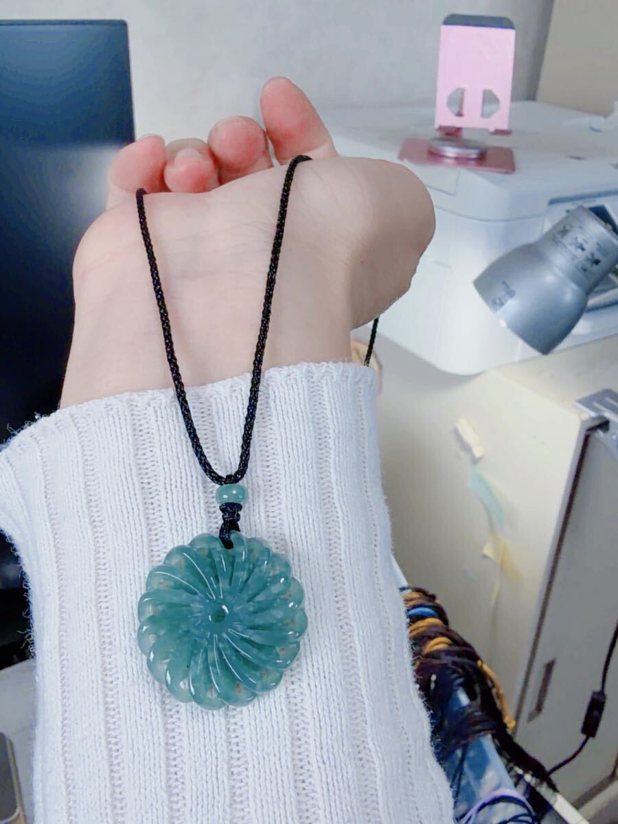 CS-0018天然本翡翠《本物保証》 ひすいペンダント 一点物 魔除け 昇進 成功 風水 金運 財運 幸運 幸福 縁起物 パワーストーン_画像5