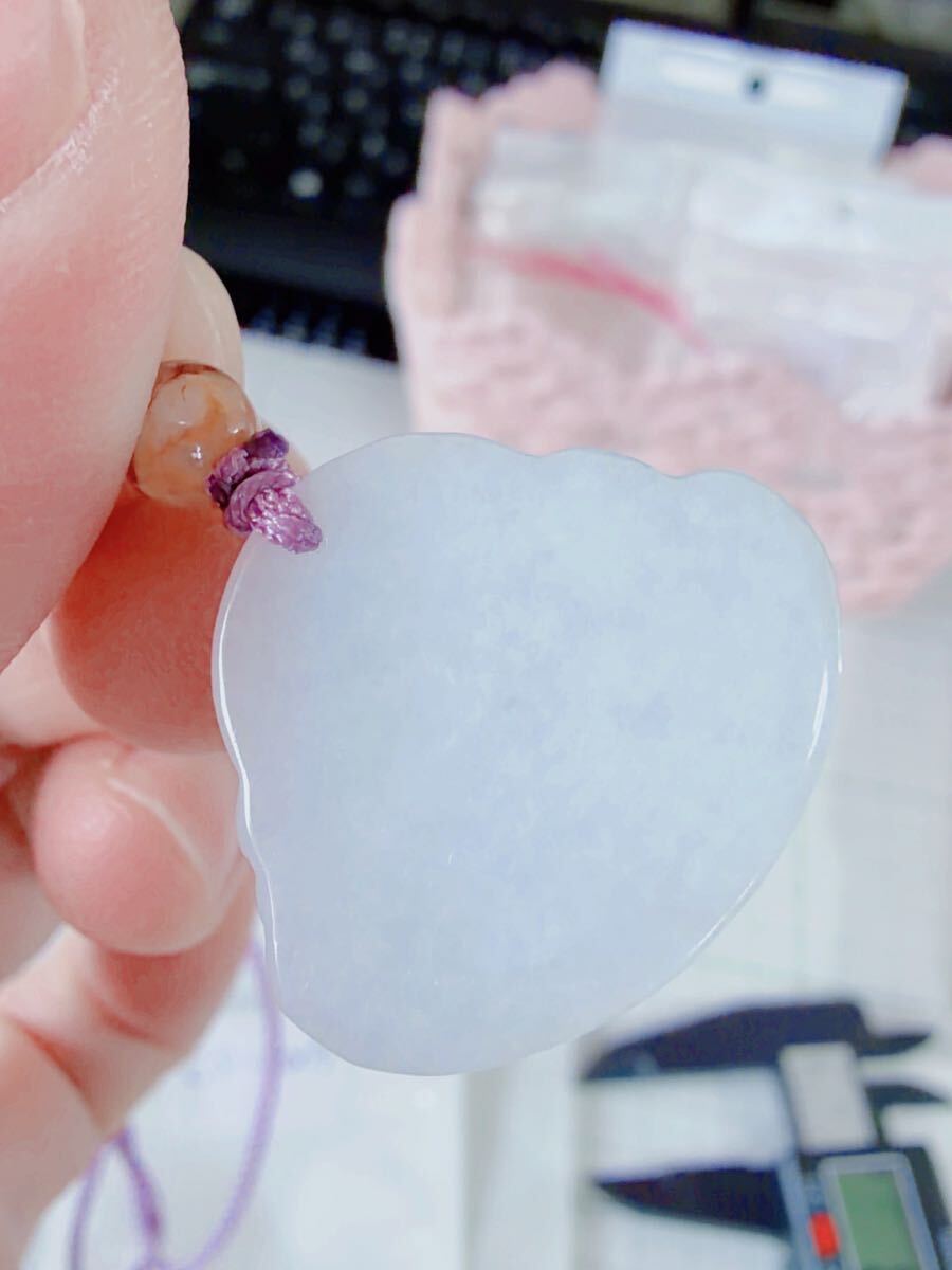 CS-0009天然本翡翠《本物保証》 ひすいペンダント 一点物 魔除け 昇進 成功 風水 金運 財運 幸運 幸福 縁起物 パワーストーン_画像2