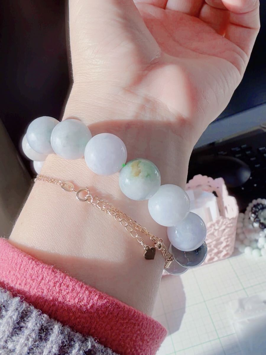 CS-0101 天然本翡翠《本物保証》 飄花 ミャンマー産天然翡翠 ブレスレット18cm 天然石14mm一点物 希少 縁起物 お守り パワーストーン_画像4