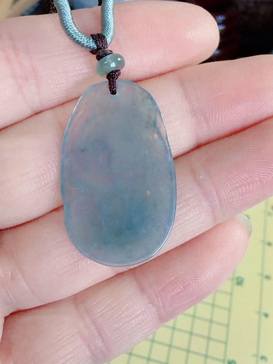 CS-0023天然本翡翠《本物保証》 ひすいペンダント 一点物 魔除け 昇進 成功 風水 金運 財運 幸運 幸福 縁起物 パワーストーン_画像2