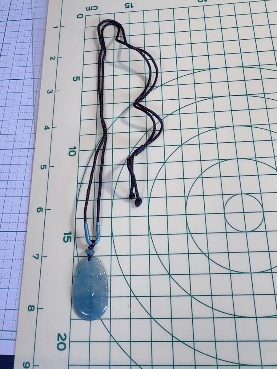 CS-0023天然本翡翠《本物保証》 ひすいペンダント 一点物 魔除け 昇進 成功 風水 金運 財運 幸運 幸福 縁起物 パワーストーン_画像6