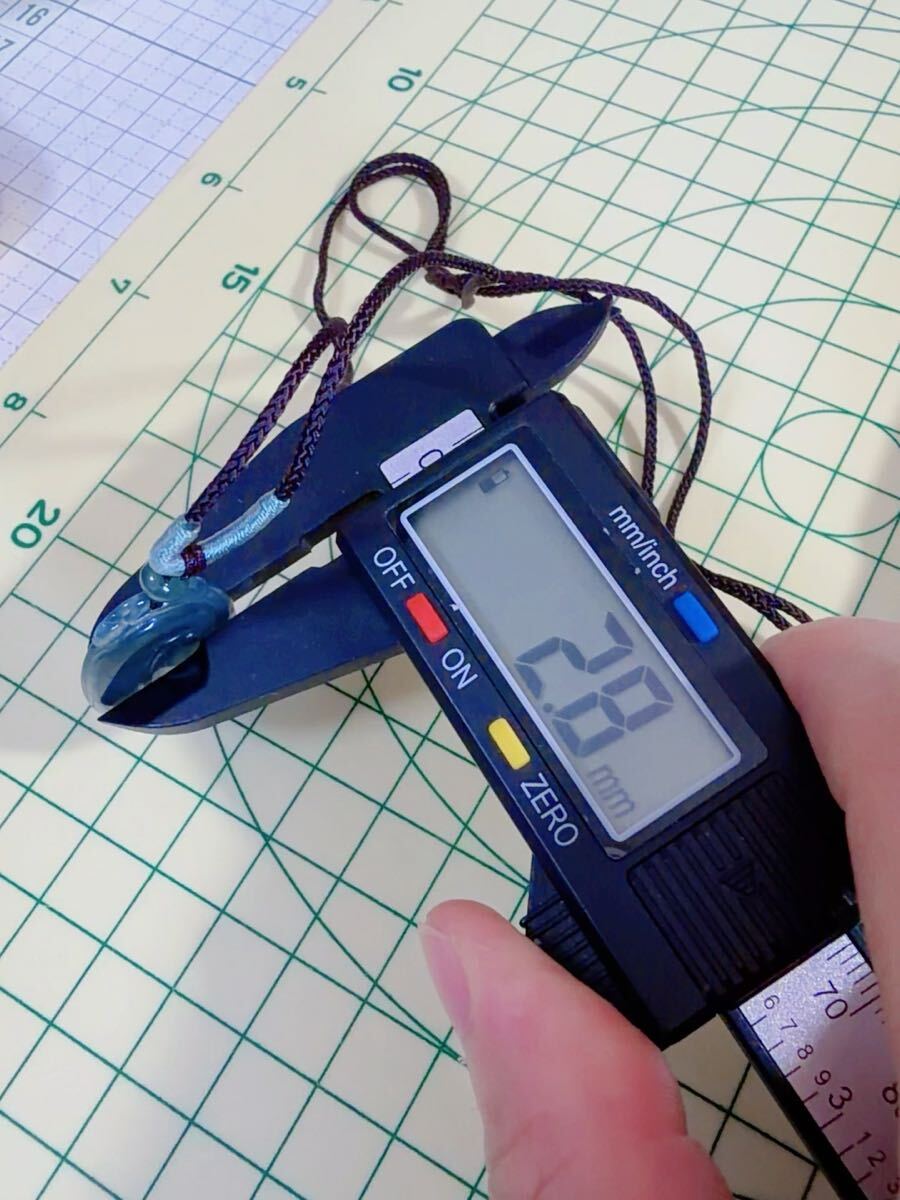 CS-0025天然本翡翠《本物保証》 ひすいペンダント 一点物 魔除け 昇進 成功 風水 金運 財運 幸運 幸福 縁起物 パワーストーン_画像7