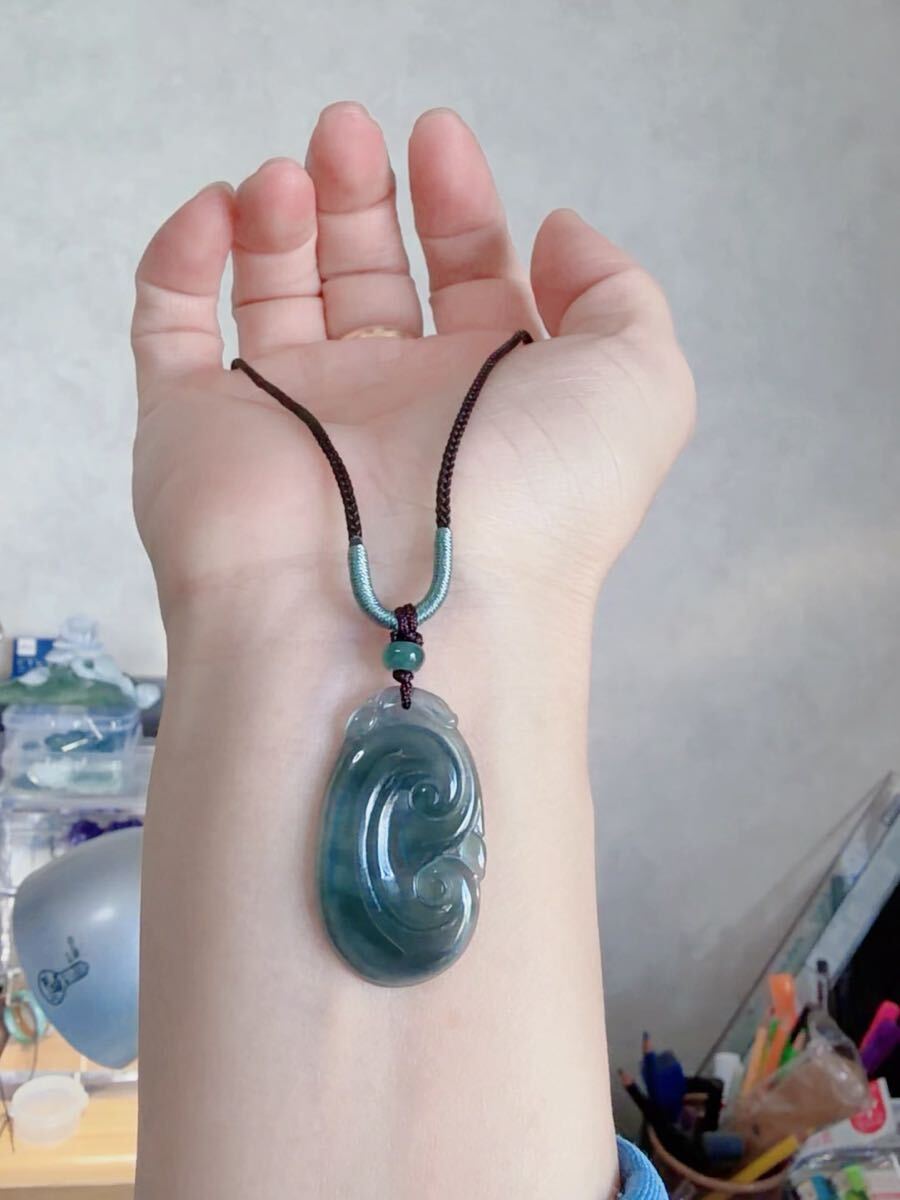 CS-0025天然本翡翠《本物保証》 ひすいペンダント 一点物 魔除け 昇進 成功 風水 金運 財運 幸運 幸福 縁起物 パワーストーン_画像8