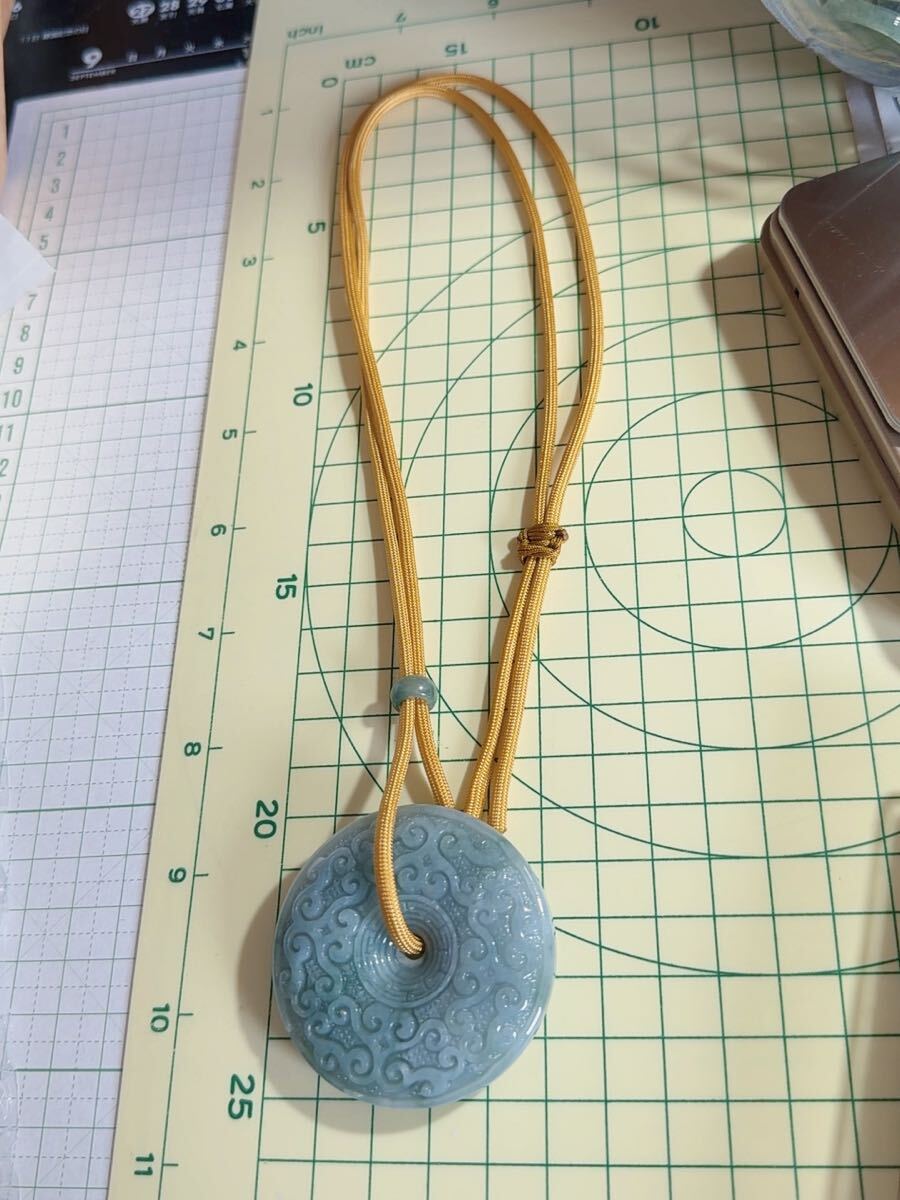 CS-0102天然本翡翠《本物保証》ひすい 平安叩ペンダント 一点物 魔除け 昇進 成功 風水 金運 財運 幸運 幸福 縁起物 パワーストーン_画像7