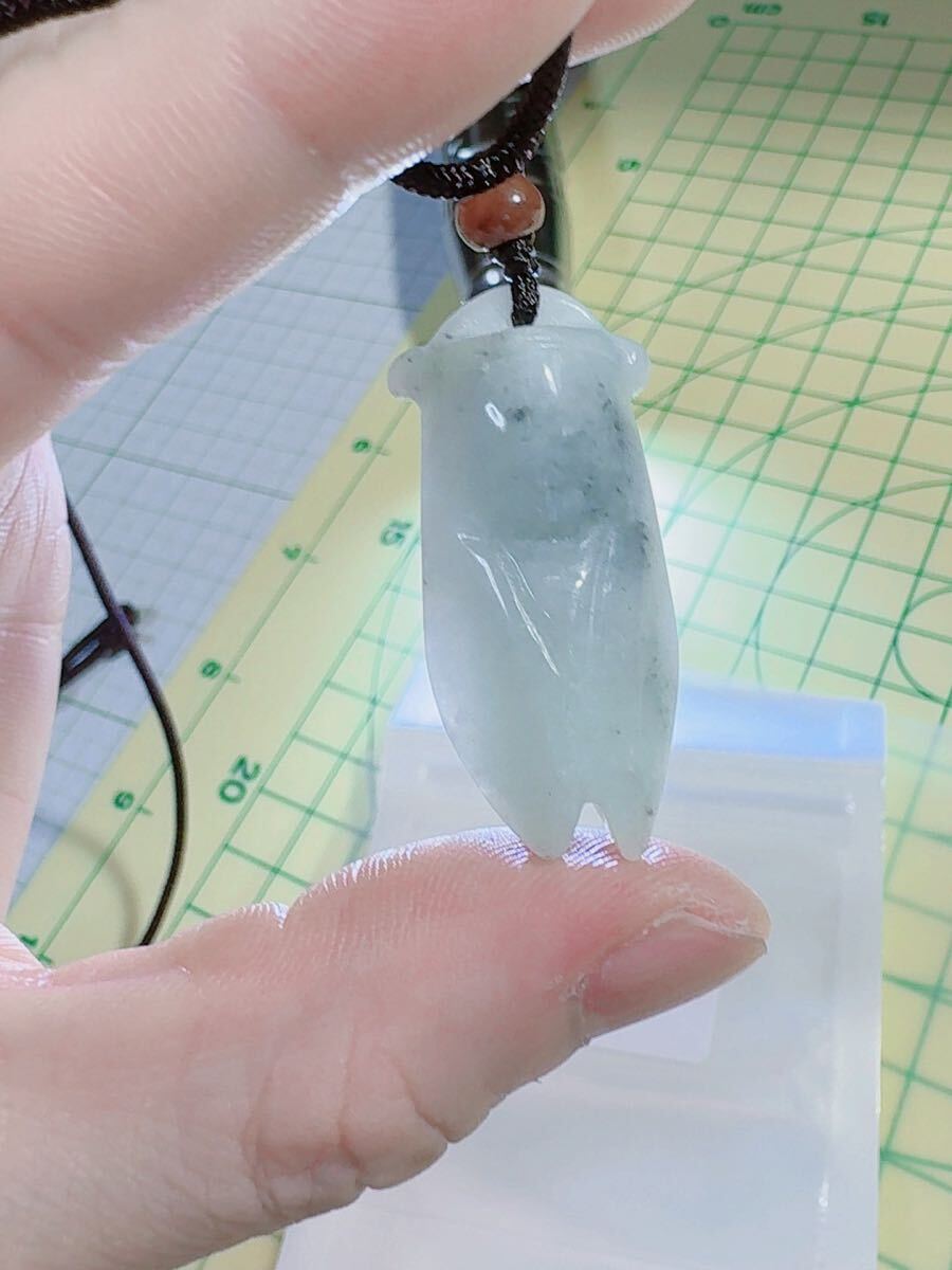 CS-0031天然本翡翠《本物保証》「一鳴驚人」セミ 翡翠ペンダント 一品一図 高品質 一点物 魔除け 昇進 成功 金運 財運 幸運 幸福 縁起物_画像5