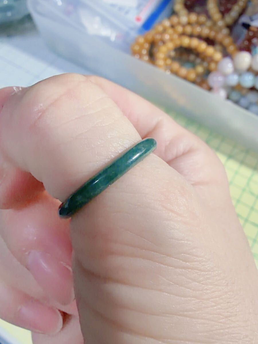 CS-0111天然本翡翠《本物保証》 藍水翡翠 指輪約19号 一点物 希少 縁起物 お守り 魔除け 昇進 成功 風水 金運 財運 幸運 幸福_画像3