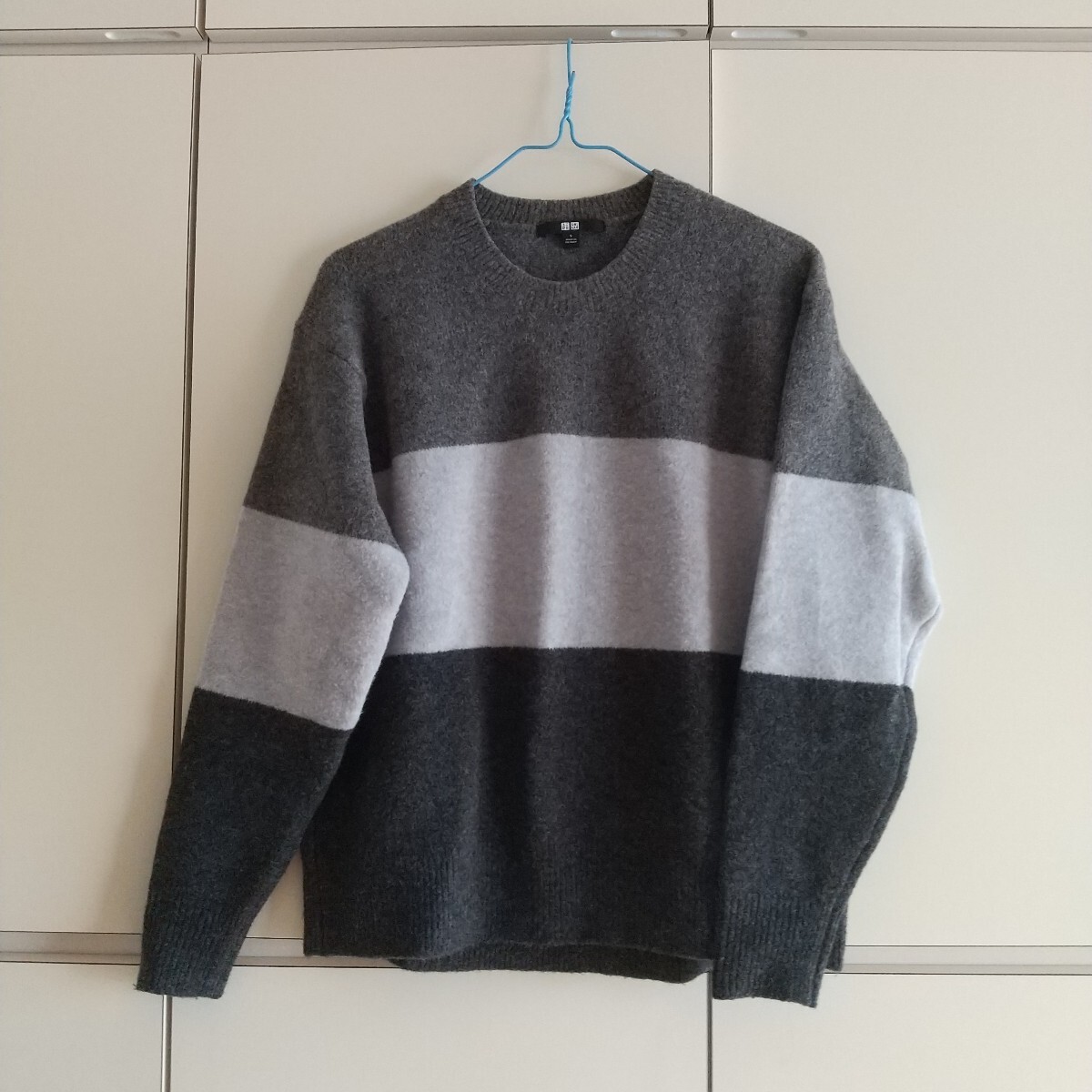 ユニクロ スフレヤーン ニット セーター S グレー 美品 ゆったり【即決】_画像2