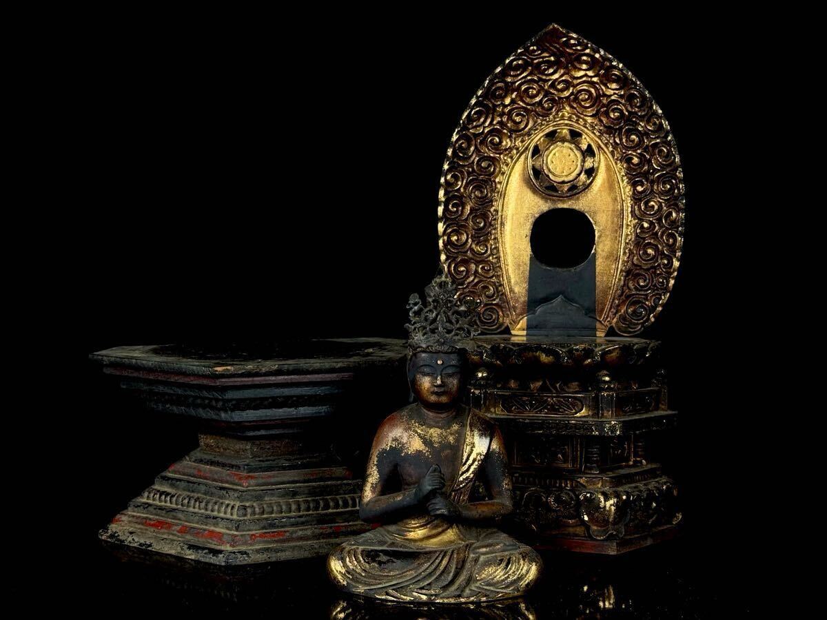  буддизм изобразительное искусство дерево гравюра большой день .. изображение . изображение высота 45. изображение Будды золотая краска . золотой маленький . скульптура час товар взамен [6b1018f3 5]