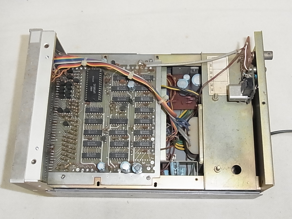 KURANISHI クラニシ 6561EM 600MHz周波数カウンタ + マルチメーター PRECISION FREQUENCY COUNTER AND DIGITAL MULTIMETER 中古品_画像8